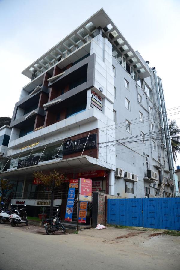 Miles Inn Hotel Hassan Ngoại thất bức ảnh