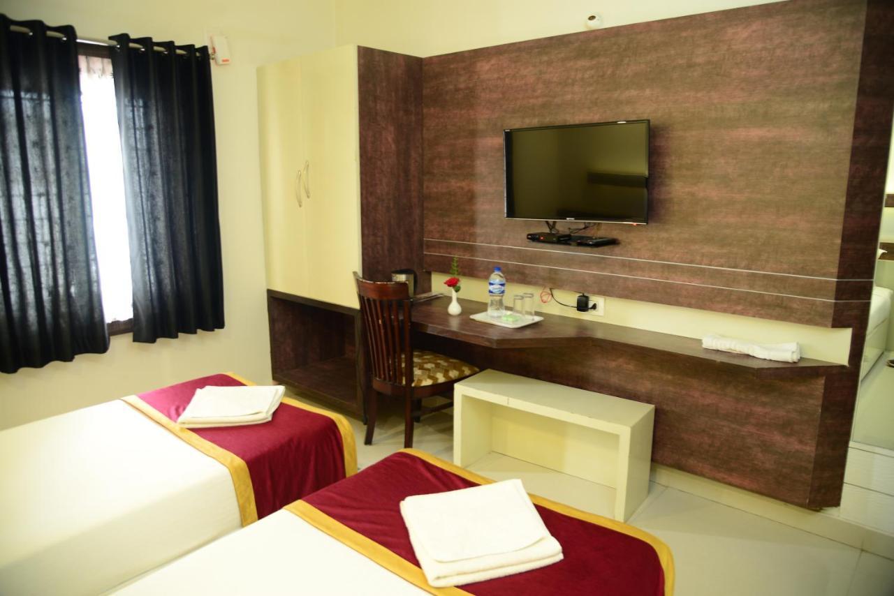 Miles Inn Hotel Hassan Ngoại thất bức ảnh